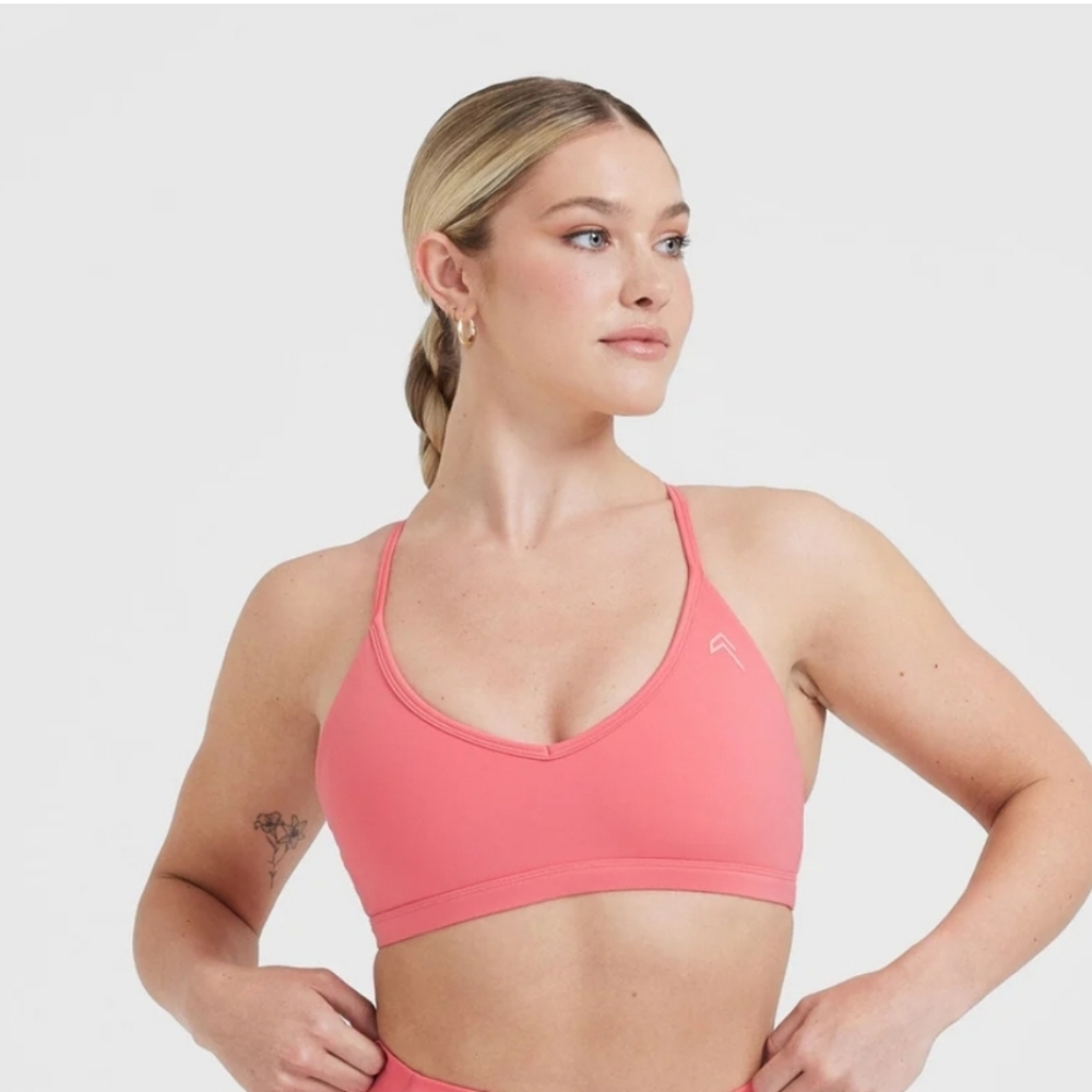 Oner ActiveTIMELESS STRAPPY BRALETTE - amplify pink - SMALL